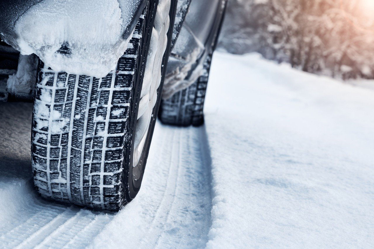 Por qué necesitas unos neumáticos de invierno